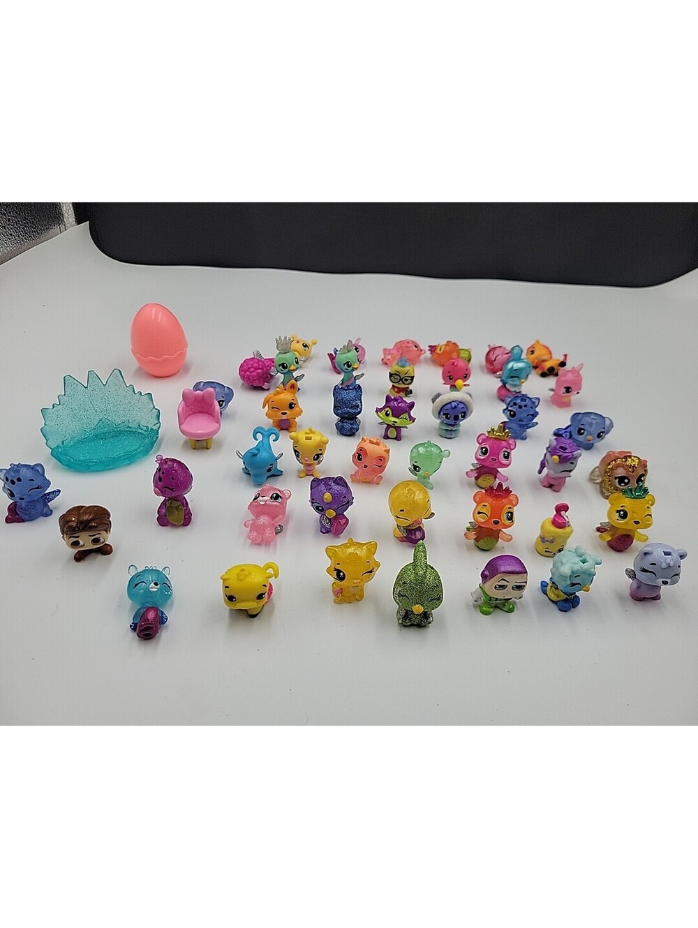 Large Lot Of Over 40 Assorted Hatchimals Collectible Mini Figures Toys Rare